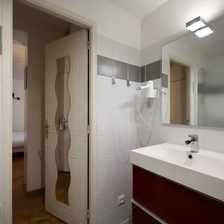 Apartment 302 Sejournez Dans Un De Charme 5 *